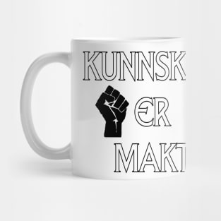 Kunnskap er makt - norsk - svart & hvitt Mug